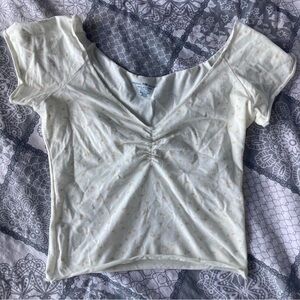 Brandy Melville Cream Ruched Short Sleeve Top